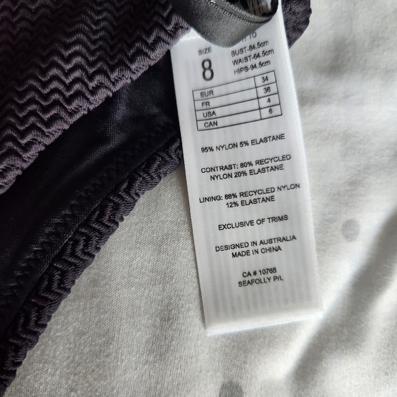 Seafolly Australia Slice Of Splice Deep V Neck One Piece Size US 4 NWT - Picture 8 of 13